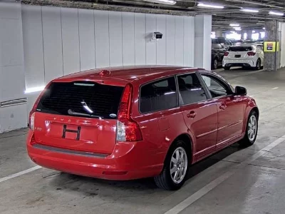 Volvo V50
