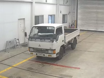 Mitsubishi Fuso Canter