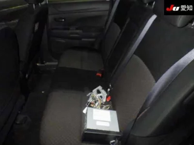 Mitsubishi RVR