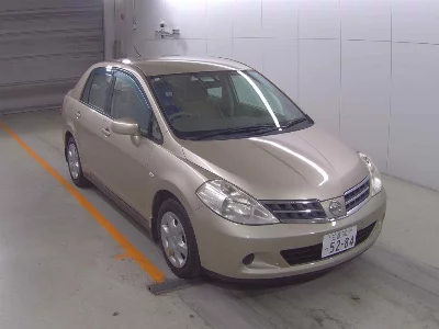 Nissan Tiida Latio