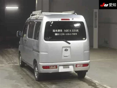 Toyota Pixis Van