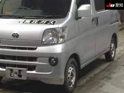 Toyota Pixis Van