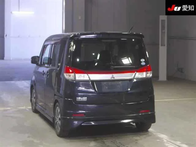 Mitsubishi Delica D:2  с аукциона в Японии