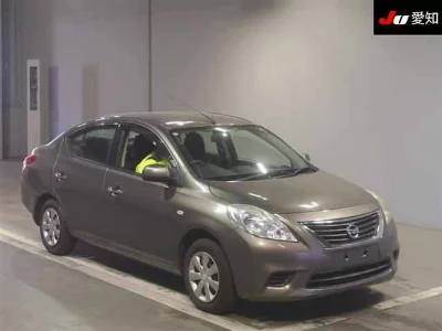 Nissan Tiida Latio