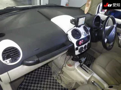 Volkswagen New Beetle