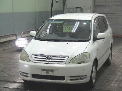 Toyota Ipsum