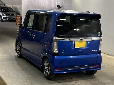 Honda N BOX CUSTOM