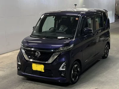 NISSAN ROOX