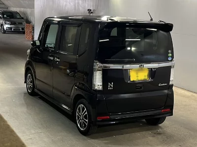 Honda N BOX CUSTOM