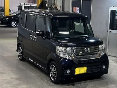 Honda N BOX CUSTOM