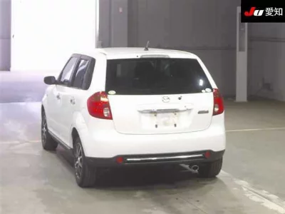 Mazda Verisa