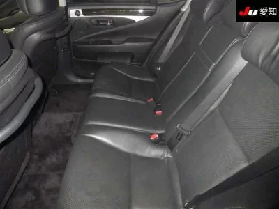Lexus LS460L