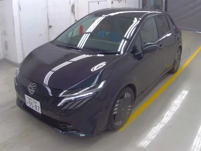 Nissan Aura