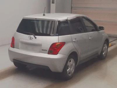 Toyota Ist