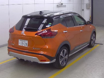Nissan KICKS