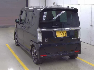 Honda N BOX CUSTOM
