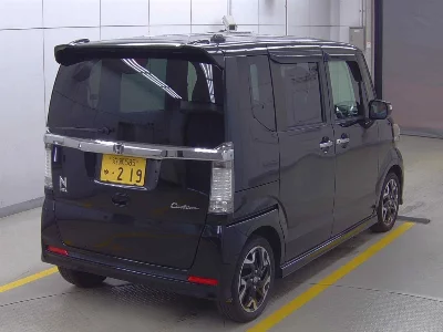 Honda N BOX CUSTOM