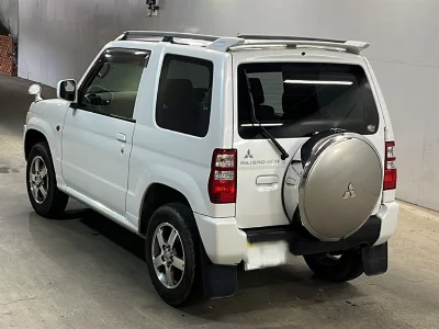 Mitsubishi Pajero Mini