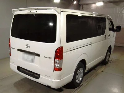 Toyota HiAce Van