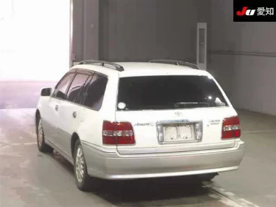 Toyota Crown Estate