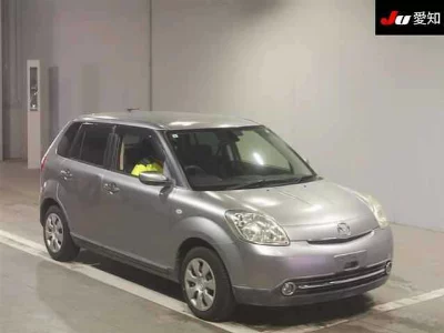 Mazda Verisa