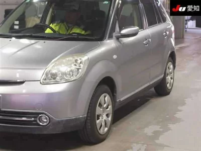 Mazda Verisa