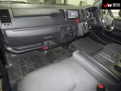 Toyota RegiusAce