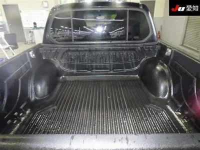 Mitsubishi Triton
