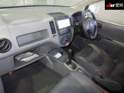 NISSAN AD VAN