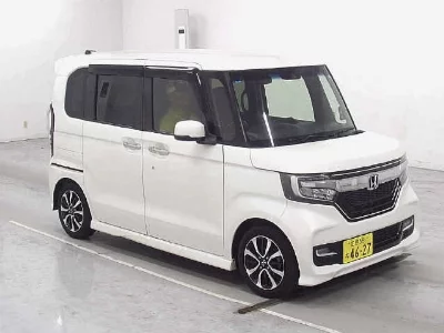 Honda N BOX CUSTOM