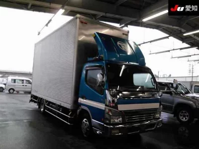 Mitsubishi Fuso Canter