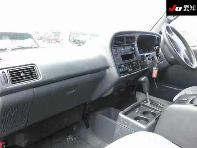 TOYOTA HIACE WAGON