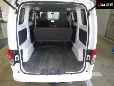 Nissan NV200 VANETTE VAN