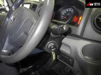 Nissan NV200 VANETTE VAN