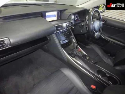 Lexus IS300