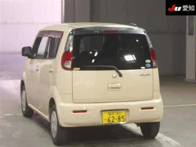 SUZUKI MRWAGON