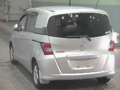 Honda Freed Spike