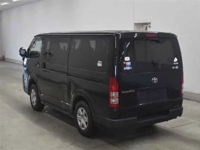 Toyota RegiusAce