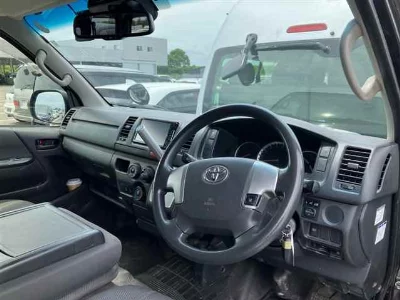 Toyota RegiusAce