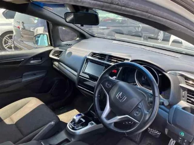 Honda FIT HYBRID