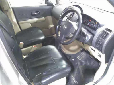 NISSAN LAFESTA