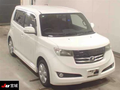Toyota bB