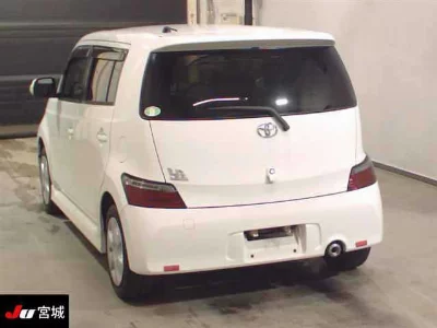 Toyota bB
