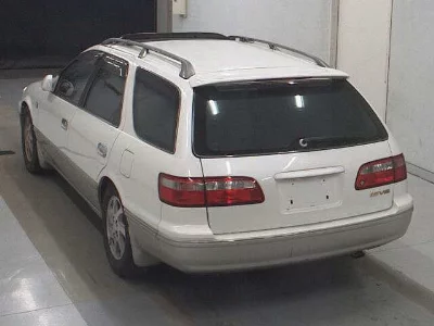 TOYOTA CAMRY GRACIA