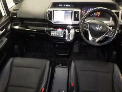 Honda STEPWGN SPADA