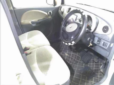 DAIHATSU MOVE LATTE