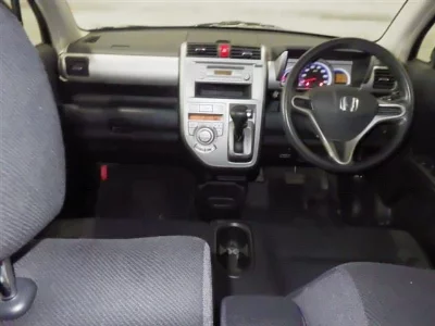 Honda ZEST SPARK