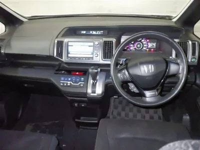 Honda STEPWGN SPADA