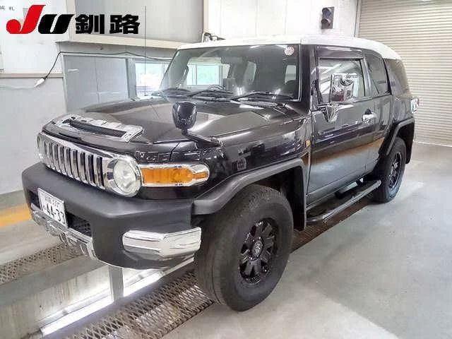 Toyota FJ Cruiser  с аукциона в Японии
