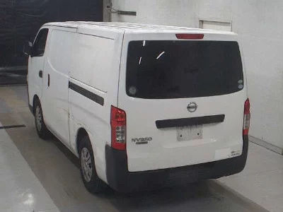 NISSAN NV350 CARAVAN